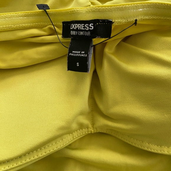 Express Body Contour Ruched Body Suit - Picture 5 of 6